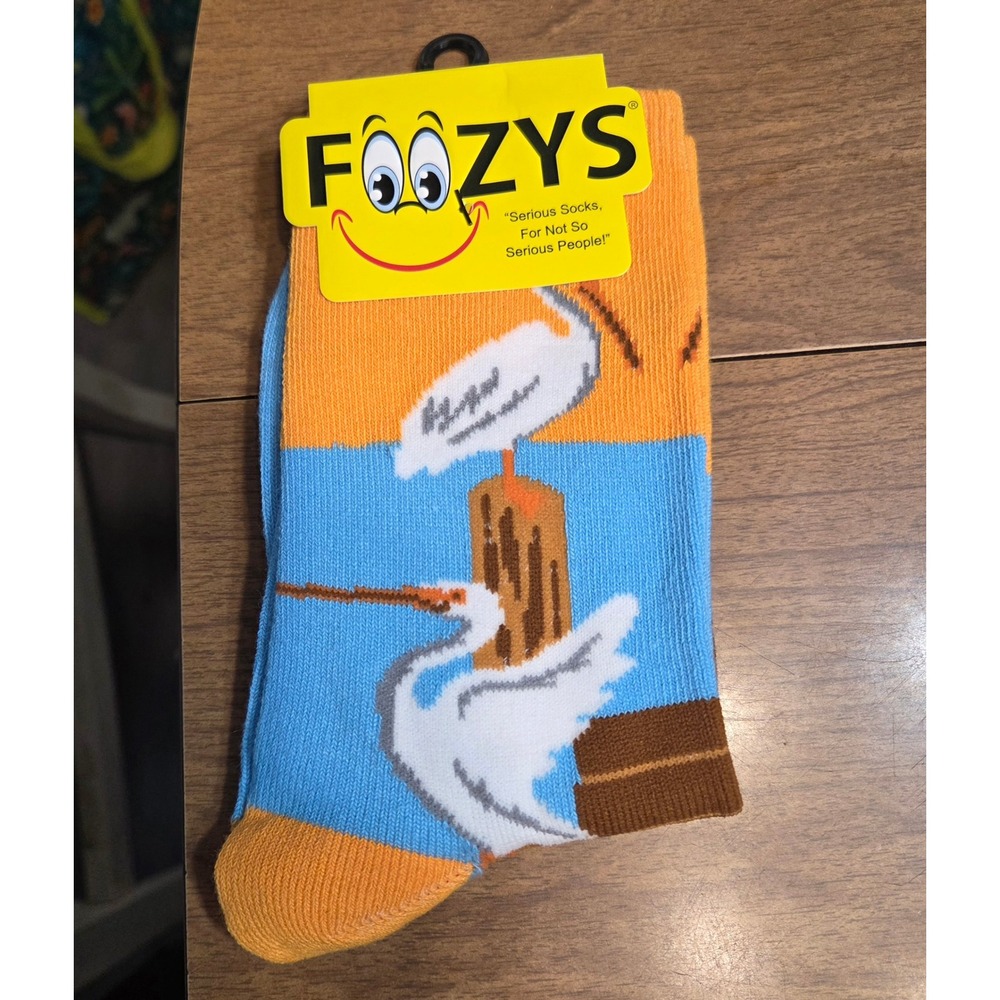 Foozys Pelican Pier Novelty Crew Socks Orange Blue FC-221 Womens Shoe Size 4-10